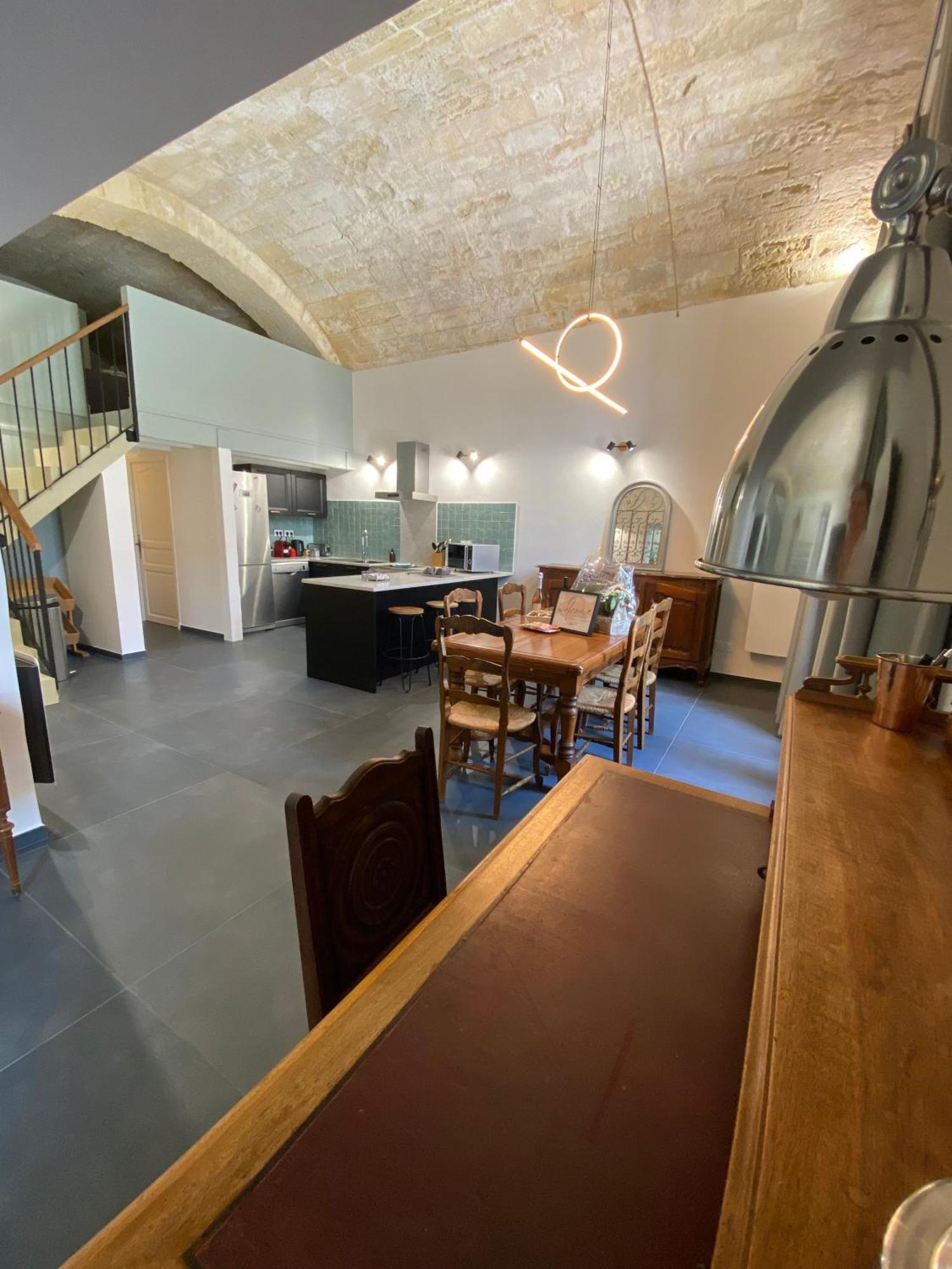Appartement Avec Piscine Privee Dans Residence Pour 6 Personnes Uzès Zewnętrze zdjęcie