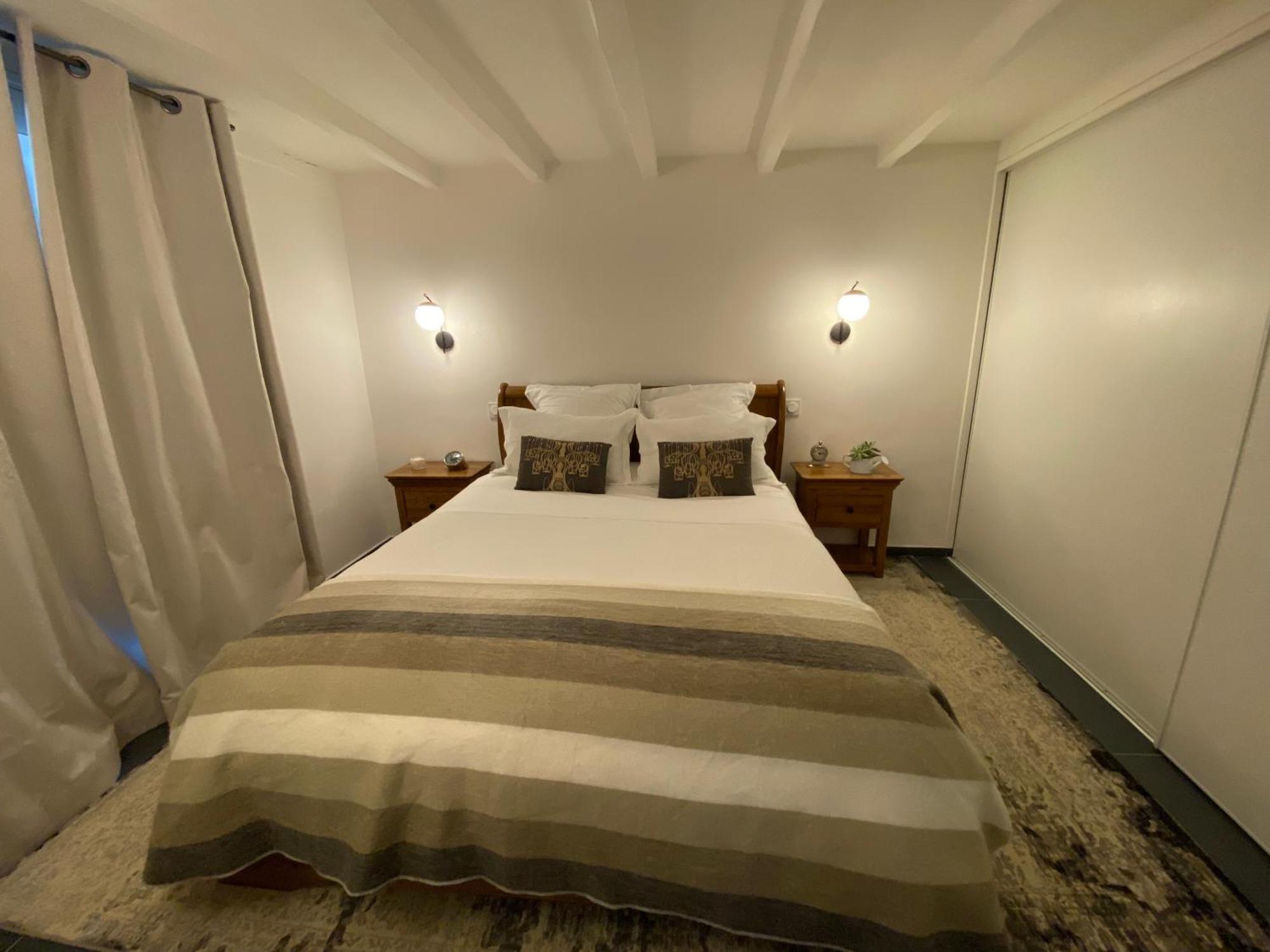 Appartement Avec Piscine Privee Dans Residence Pour 6 Personnes Uzès Zewnętrze zdjęcie