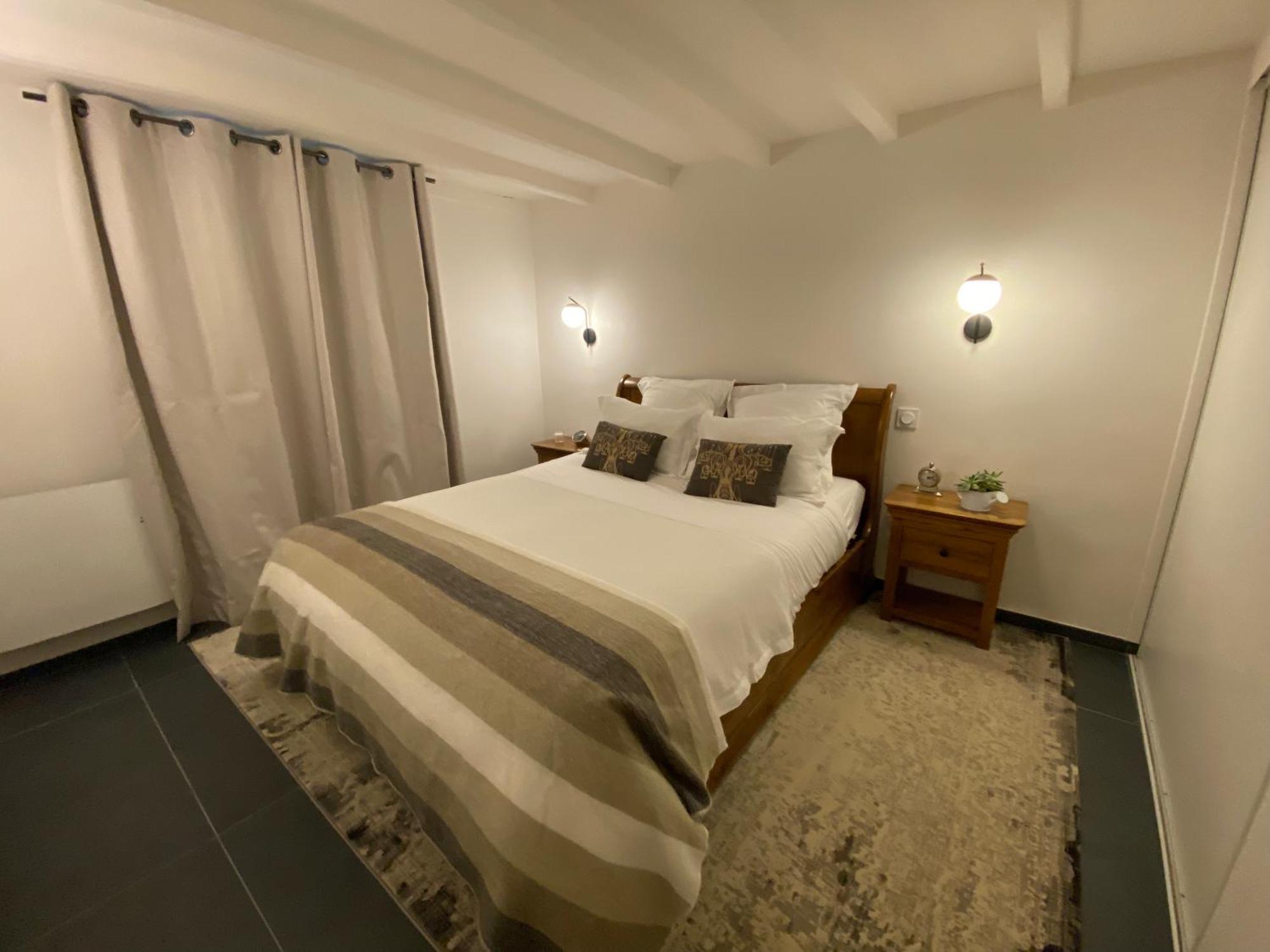 Appartement Avec Piscine Privee Dans Residence Pour 6 Personnes Uzès Zewnętrze zdjęcie