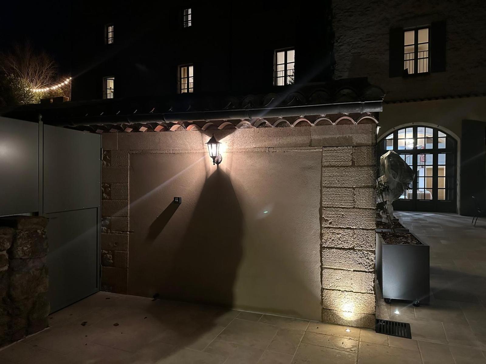 Appartement Avec Piscine Privee Dans Residence Pour 6 Personnes Uzès Zewnętrze zdjęcie